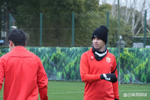 欧宝电竞 -关于今夜中超传出新动向，波特兰开拓者官宣签约，管理层表态：气氛紧张，赛季目标并未改变的信息